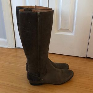 Clarks Equestrian Brown Boots Size 9